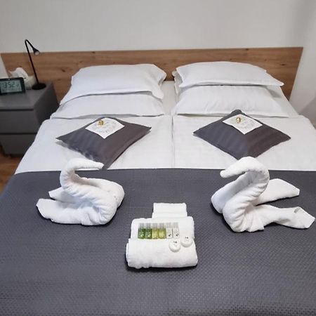 Studio Apartment Naehe S-Bahn Inklusive Parkplatz Oberesslingen Ngoại thất bức ảnh