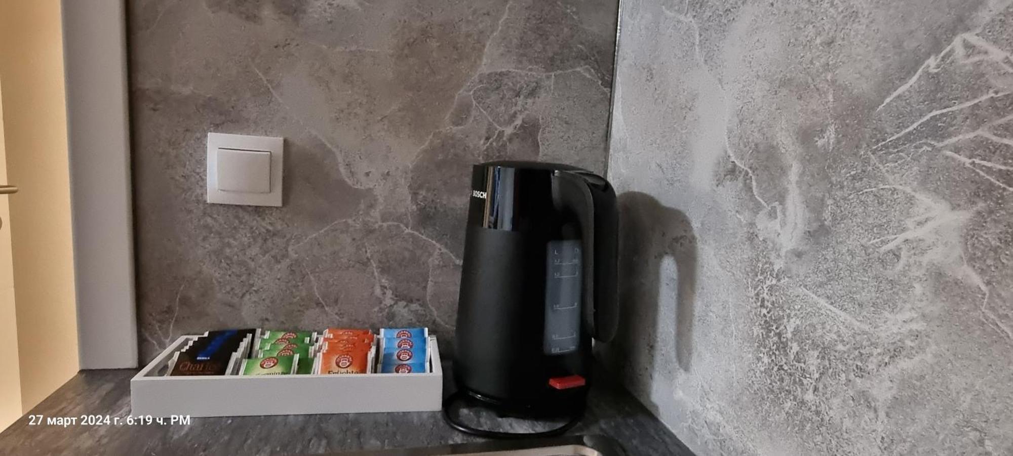Studio Apartment Naehe S-Bahn Inklusive Parkplatz Oberesslingen Ngoại thất bức ảnh