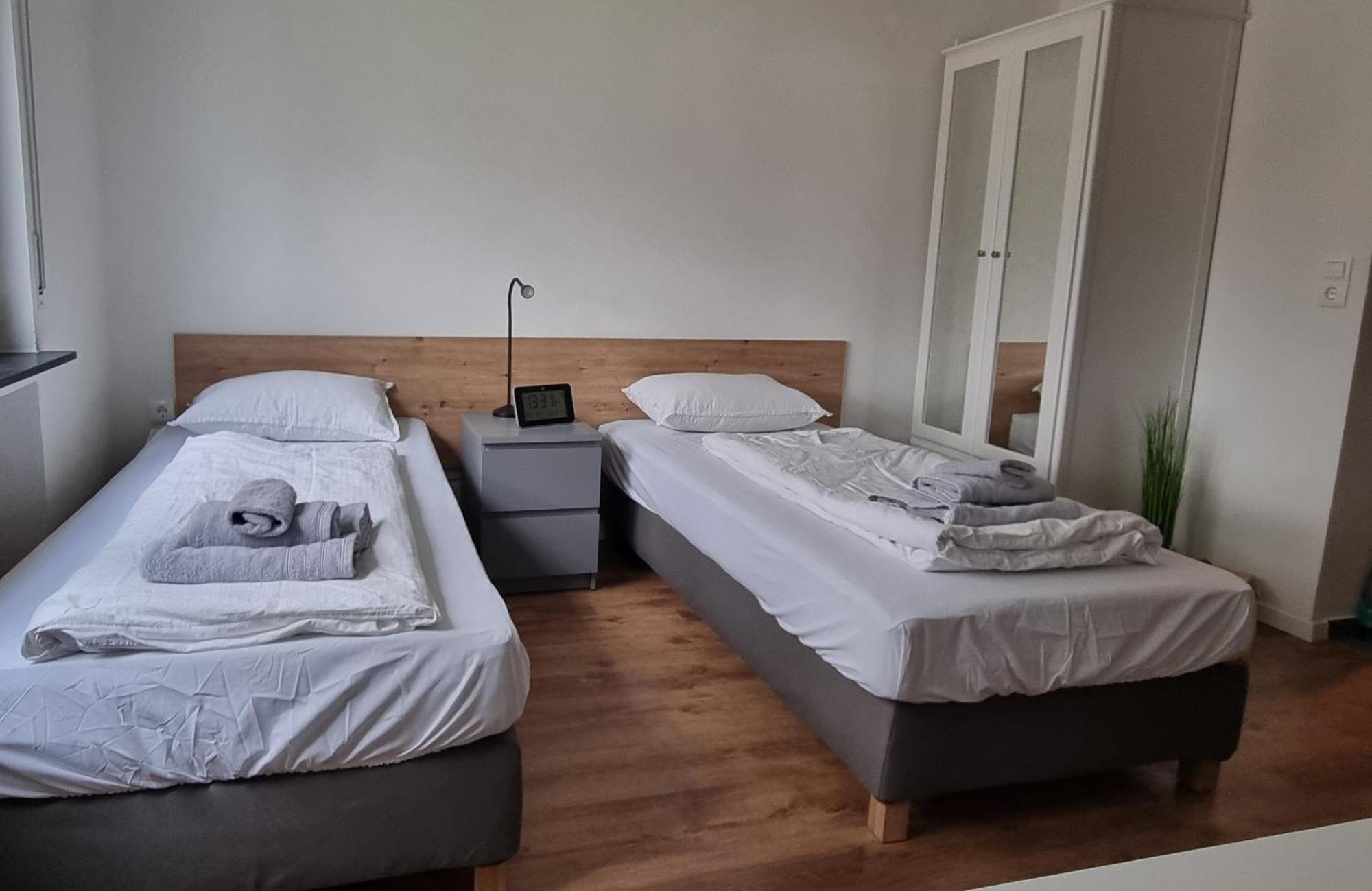 Studio Apartment Naehe S-Bahn Inklusive Parkplatz Oberesslingen Ngoại thất bức ảnh