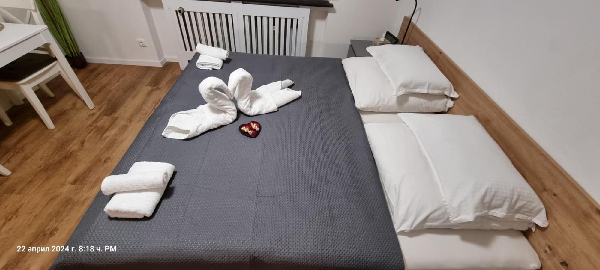 Studio Apartment Naehe S-Bahn Inklusive Parkplatz Oberesslingen Ngoại thất bức ảnh